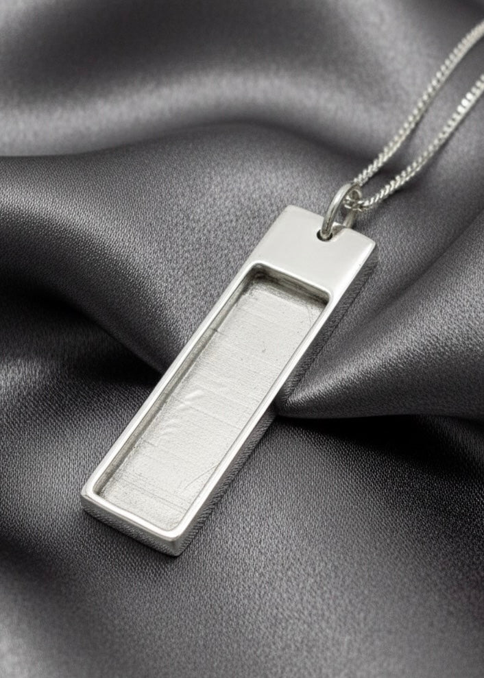 Oblong Pendant